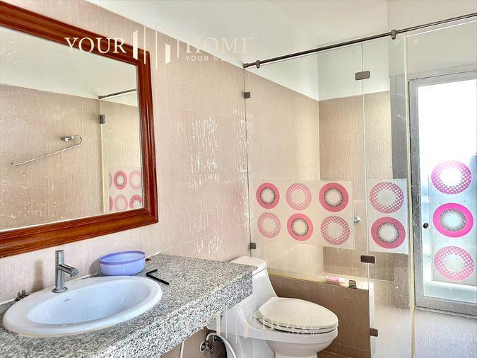 รูป หมู่บ้าน บางแสนมหานคร: บนพื้นที่ 105 ตรม 3 ห้องนอน 4 ห้องน้ำ ใกล้ชายหาดบางแสน ใจกลางความสะดวก - รูปที่ 24/45