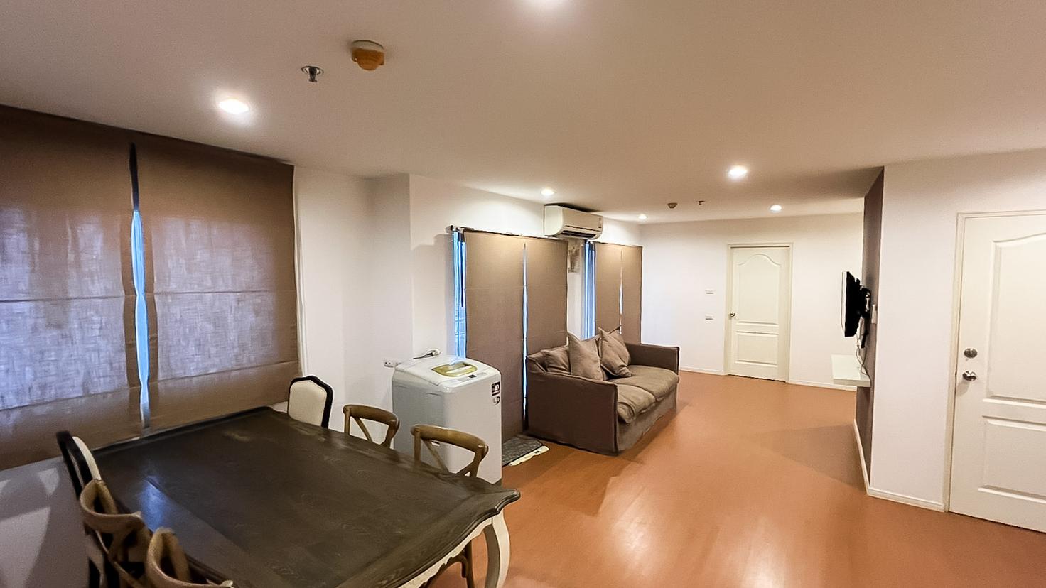 picture Lumpini Condo Town North Pattaya - Sukhumvit 2 BR for Sale - 3/9