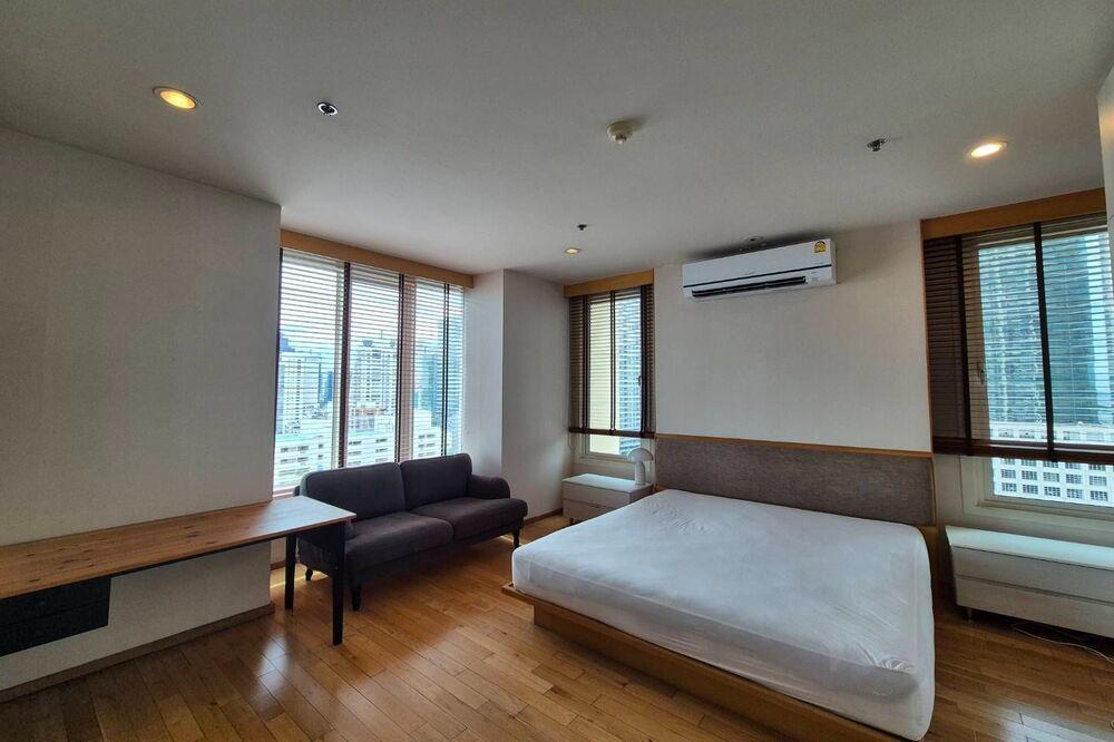 รูป ขายด่วน !! วิวสวยมาก, ห้องมุม, ห้องหายาก !! 🔥 Code C20260200008....The Empire Place, 2 นอน, 2 น้ำ, ชั้นสูง 11+, แต่งครบ, ราคาพิเศษ!! - รูปที่ 8/12