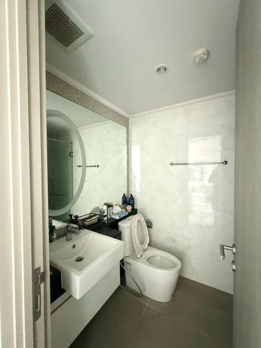 picture Supalai Oriental Sukhumvit 39 | Premium 1BR Pool-View Condo in Asoke-Phrom Phong 30,000 THB / Month - 6/12