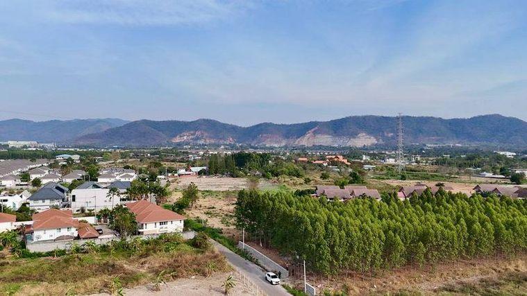 รูป ขายที่ดินแปลงสวย เลี่ยงเมืองหนองมน ติดกับหมู่บ้าน แกรนด์โฮมเพลส  - รูปที่ 7/8