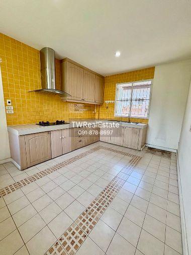 picture For Sale: Corner Detached House on Sukhumvit 101 Large Land Plot 149 SQ.W. | Split-Level L-Shape Design | Near BTS Punnawithi - 25/36