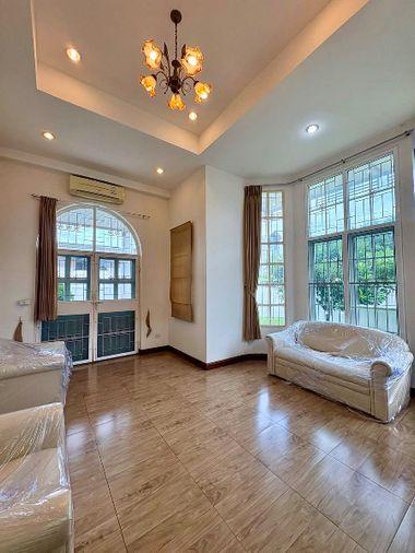 picture For Sale: Corner Detached House on Sukhumvit 101 Large Land Plot 149 SQ.W. | Split-Level L-Shape Design | Near BTS Punnawithi - 6/36