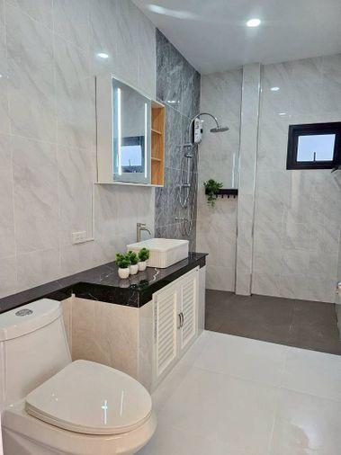 รูป ขายบ้านเดี่ยวพัทยา ซอยสยามคันทรีคลับ รีโนเวทใหม่ พร้อมเข้าอยู่  - รูปที่ 12/19