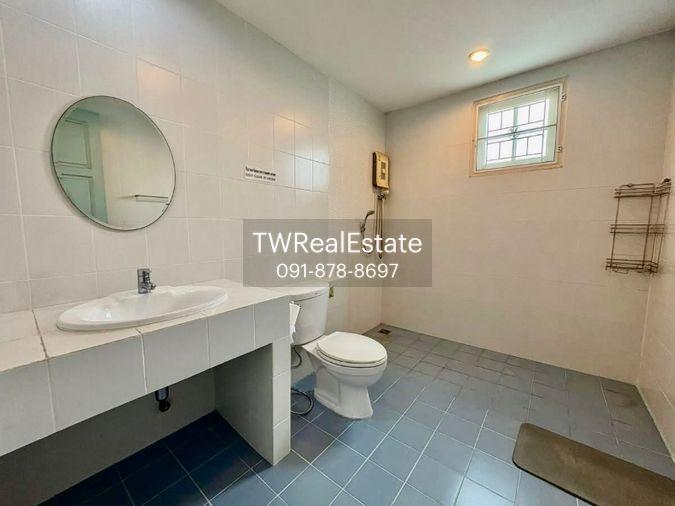 picture For Sale: Corner Detached House on Sukhumvit 101 Large Land Plot 149 SQ.W. | Split-Level L-Shape Design | Near BTS Punnawithi - 19/36