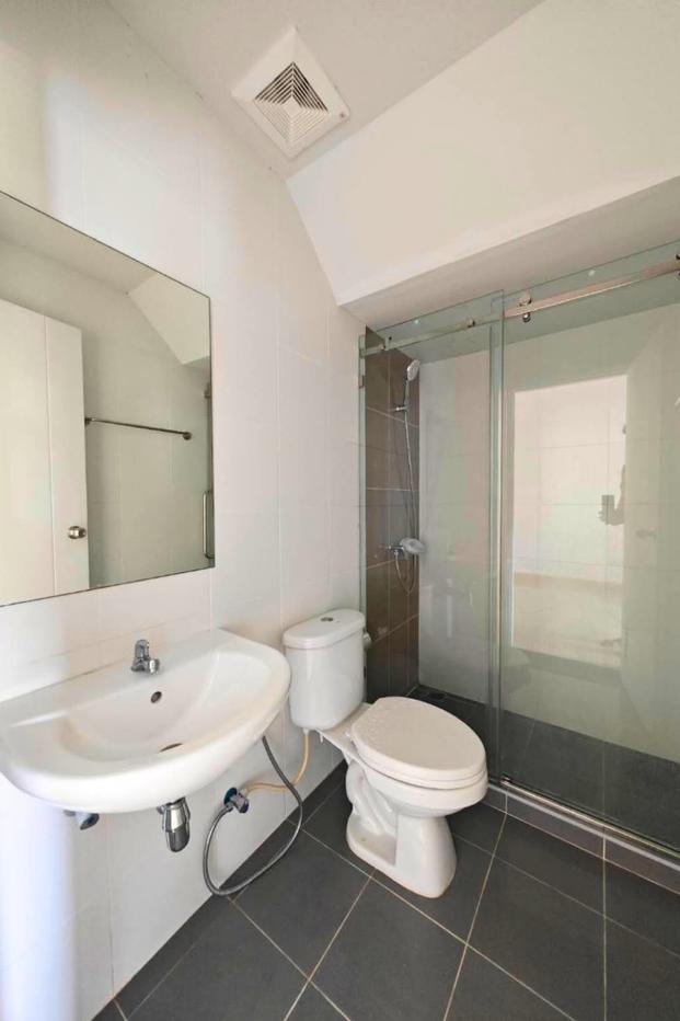 picture ✅ Cheapest Unit in the Project – The Thamm 2 Onnut–Motorway
✅ Deep Backyard, Large Land Plot | ✅ New House with Extension - 10/11