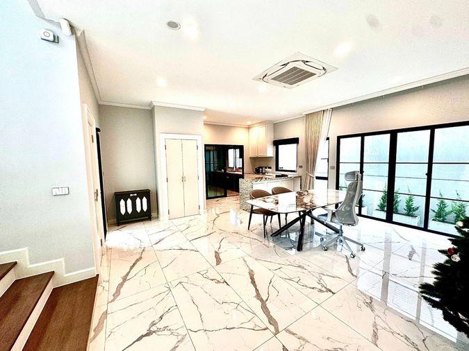 picture 4-Bedroom Detached House for Rent – Setthasiri Bangna–Suvarnabhumi - 3/20