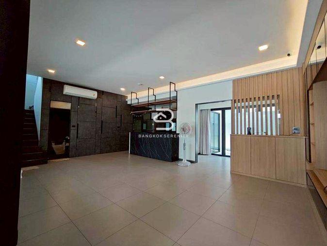 รูป ขายทาวน์เฮ้าส์ วีเว่ บางนา กม.7 ใกล้ เมกะบางนา - รูปที่ 25/26