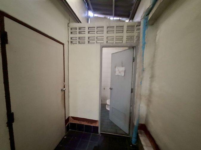 รูป อาคารพาณิชย์ 4.5 ชั้น (สำนักงาน+ร้านค้า)ใจกลางเมือง ใกล้ BTS สะพานควายและอารีย์ ถนนประดิพัทธิ์ แขวงพญาไท เขตพญาไท กรุงเทพฯ - รูปที่ 25/58