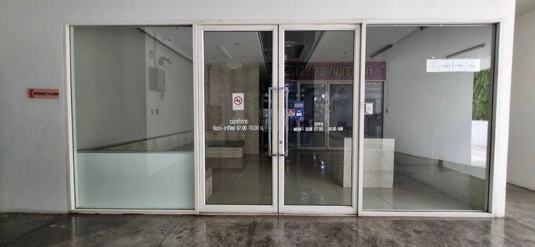 picture Commercial space for rent in a prime location, near BTS Ratchathewi, located in condominium. - 1/12