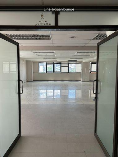 รูป เช่าพื้นที่พาณิชย์ ทำเลดี ติด mrt สุทธิสาร - รูปที่ 1/7
