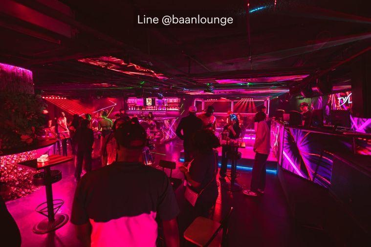 picture Bar business for sale in Sukhumvit, near BTS Phloen Chit. - 2/2