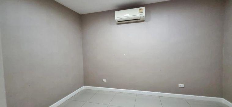 picture Commercial space for rent in a prime location, near BTS Ratchathewi, located in condominium. - 9/12