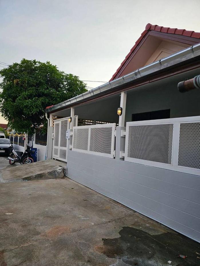 รูป ขายบ้านแฝด  หมู่บ้านโชคชัยวิลเลจ 2 ซอยวัดเขาน้อย พัทยา ชลบุรี  - รูปที่ 16/16