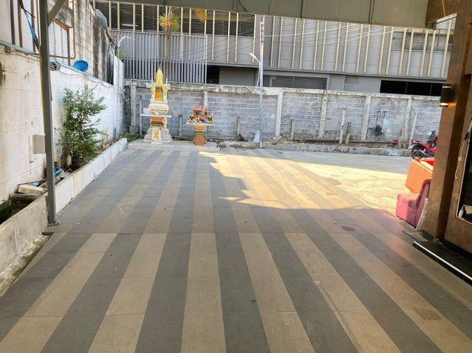 รูป เช่าบ้าน ใจกลางเมือง พื้นที่เยอะ ซอยสุขุมวิท 33 - รูปที่ 6/7