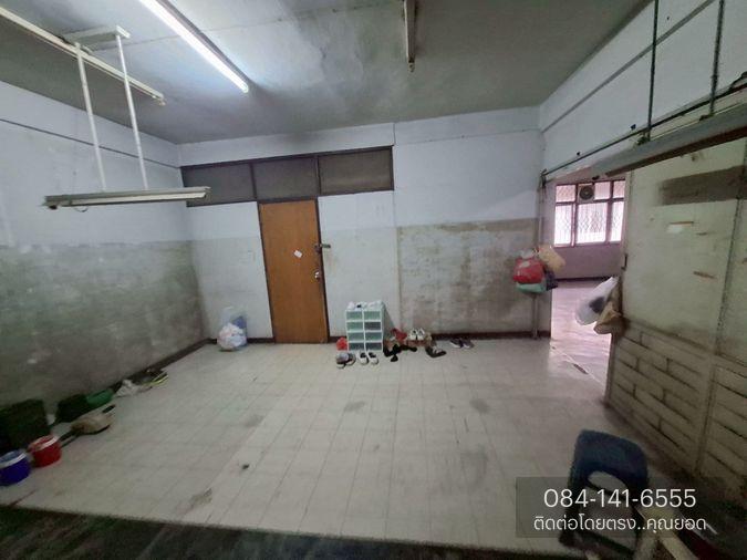 รูป อาคารพาณิชย์ 4.5 ชั้น 🔥 ซ.ประดิพัทธ์ 1 ด่วน! ทรัพย์หายาก ทำเลทองประดิพัทธ์! ตึก 2 คูหาติด ใกล้กระทรวงการคลัง! (ราคา⚡ 12,900,000 บาท ⚡) - รูปที่ 24/32