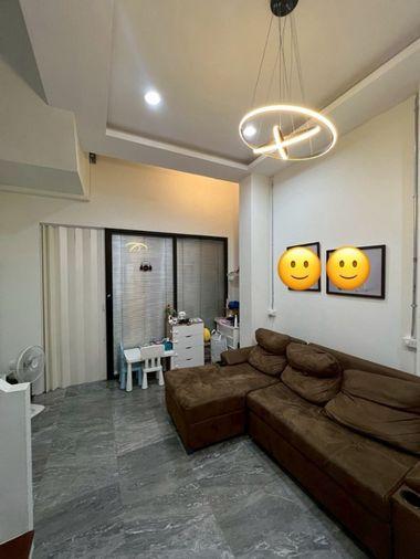 รูป เช่าทาวน์เฮาส์ หลังมุม ตกแต่งอย่างดี พร้อมห้องฟิตเนส ลาดพร้าว 15 - รูปที่ 6/10