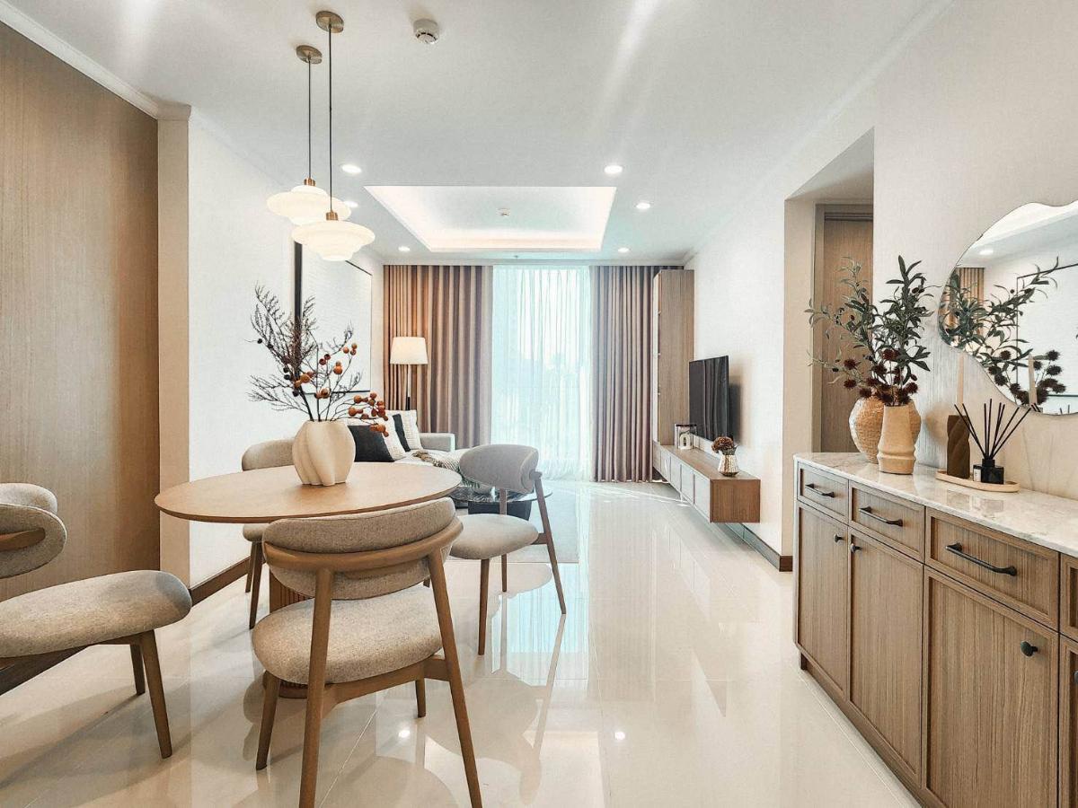 picture DT-7521  Supalai Oriental Sukhumvit 39, good location near BTS Phrom Phong.                                         - 13/17