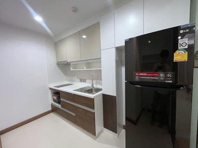 picture DT-1145  Supalai Oriental Sukhumvit 39, good location near BTS Phrom Phong.                                         - 3/9