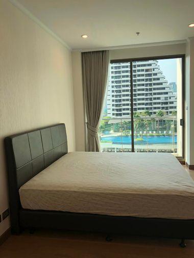 picture DT-2965 Supalai Oriental Sukhumvit 39, good location near BTS Phrom Phong.                                         - 1/5