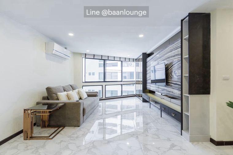 picture Pet Friendly condo at President Park Sukumvit 24 Oak Buildng - 2/12
