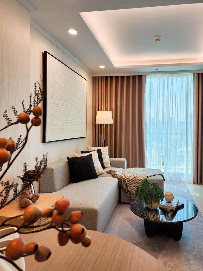 picture DT-7521  Supalai Oriental Sukhumvit 39, good location near BTS Phrom Phong.                                         - 2/17