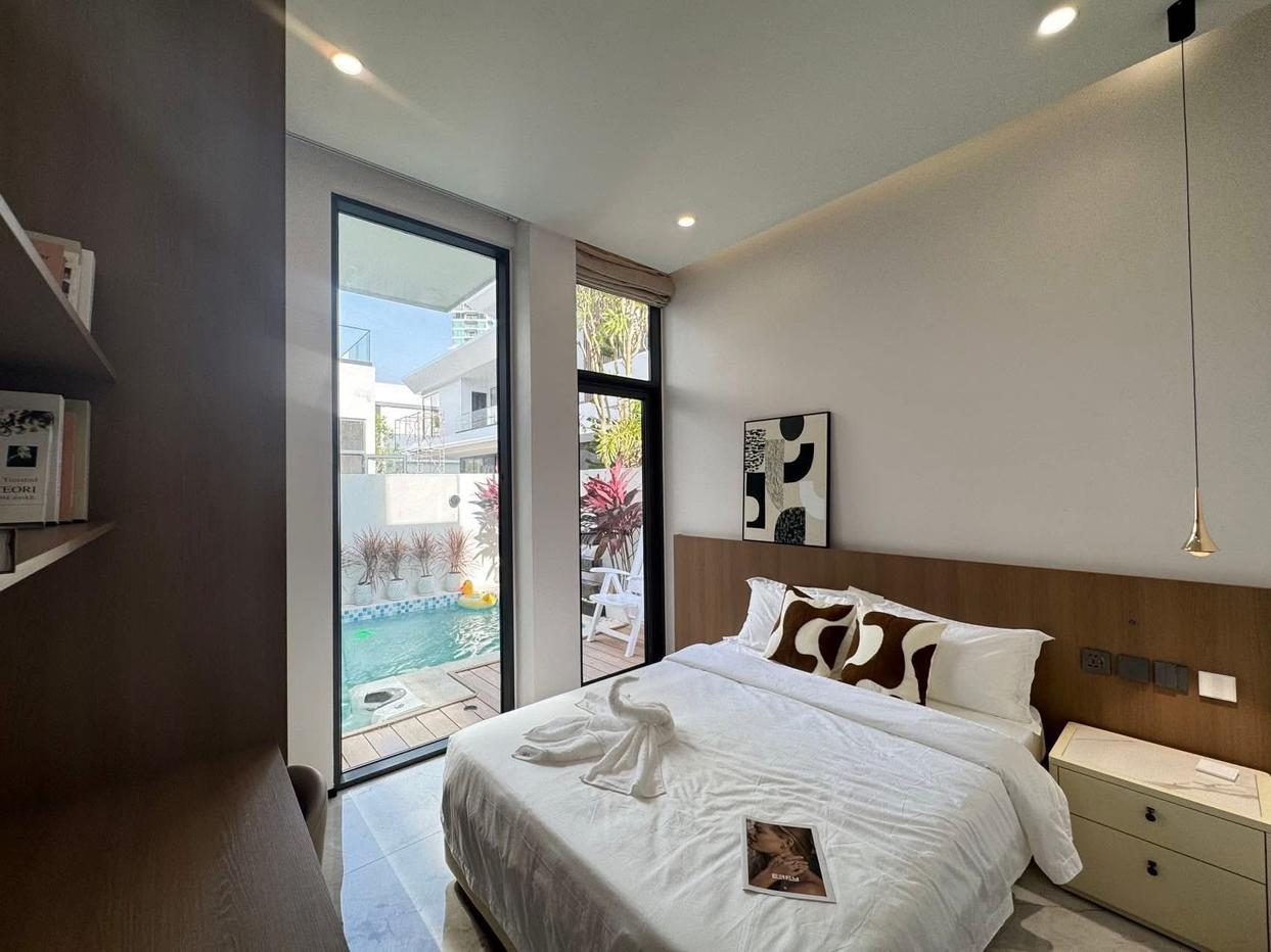 รูป Pool Villa for sale in Jomtien Pattaya with 5 Bedrooms - รูปที่ 5/13