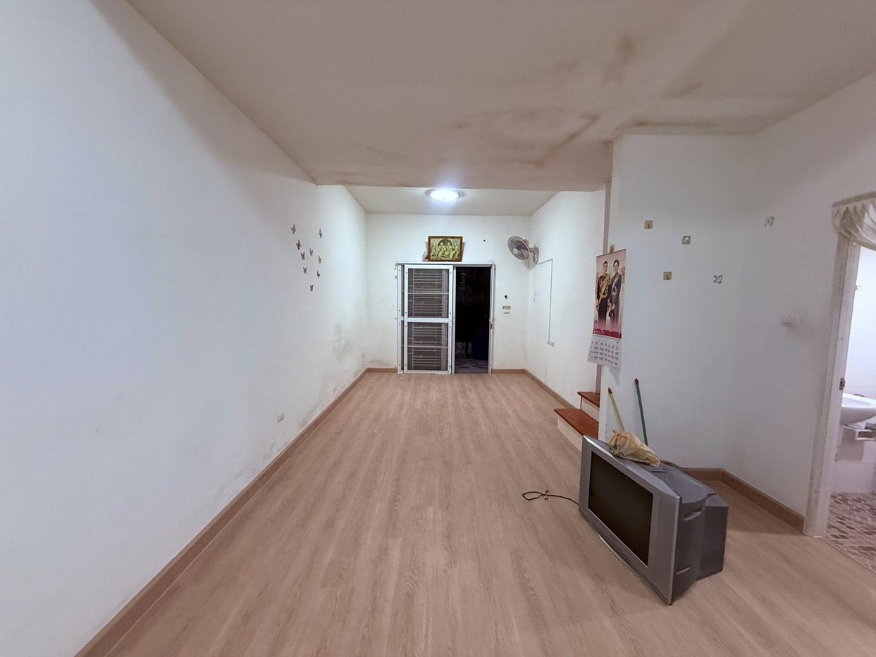 picture 2 Storey Corner Townhome for sale on Phatthanakan Pattaya - 5/10