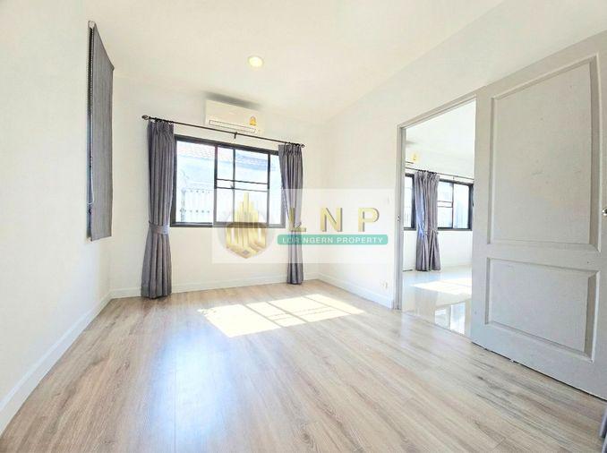 รูป 🏠 ขายบ้าน : Pave Pracha Uthit 90 (เพฟ ประชาอุทิศ 90) รหัสทรัพย์ | 📌LNP-H828 - รูปที่ 2/17
