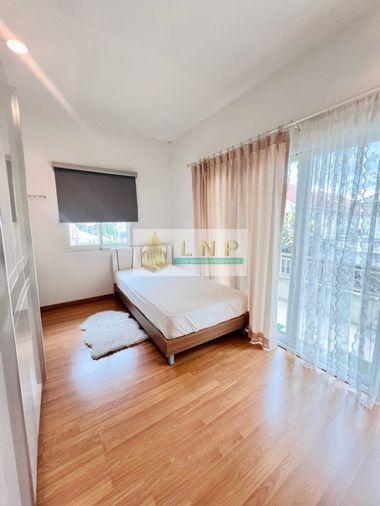 รูป 🏠 ขายบ้าน : Perfect Place Sukhumvit 77 - Suvarnabhumi (เพอร์เฟค เพลส สุขุมวิท 77 - สุวรรณภูมิ) รหัสทรัพย์ | 📌LNP-H826 - รูปที่ 8/17
