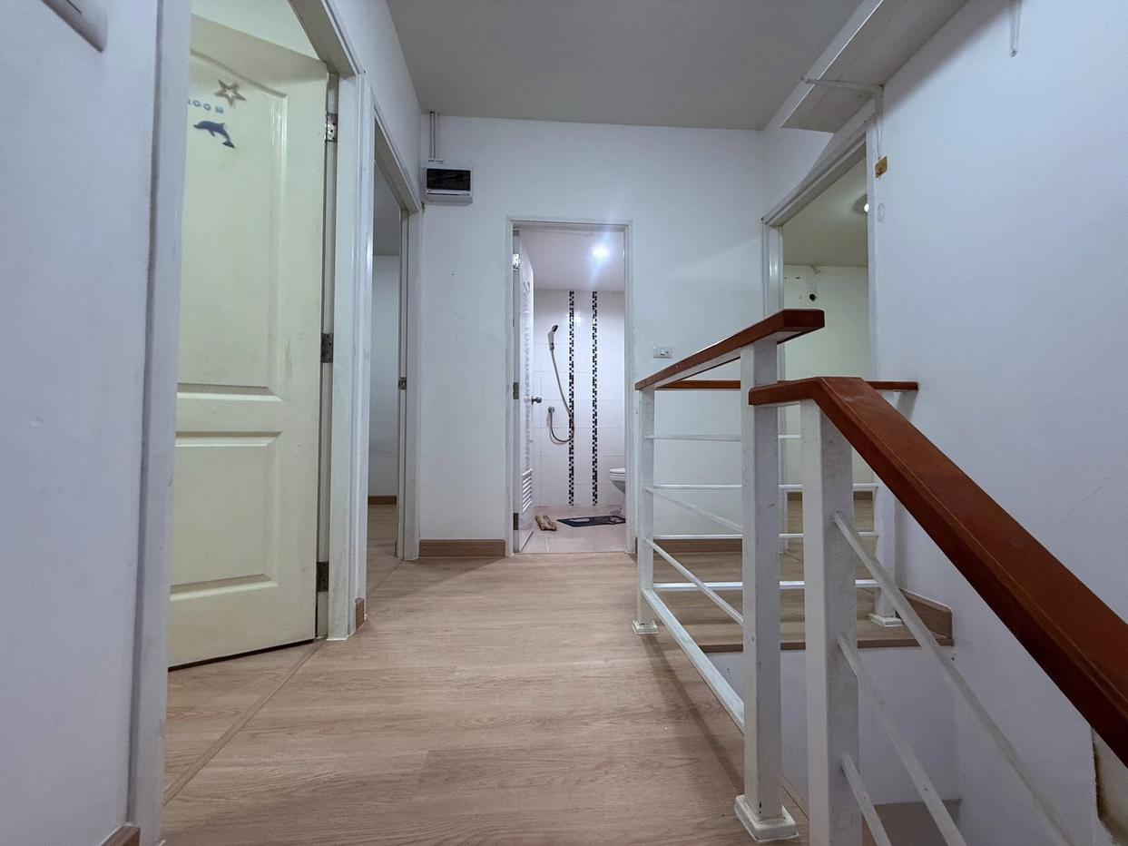 picture 2 Storey Corner Townhome for sale on Phatthanakan Pattaya - 9/10