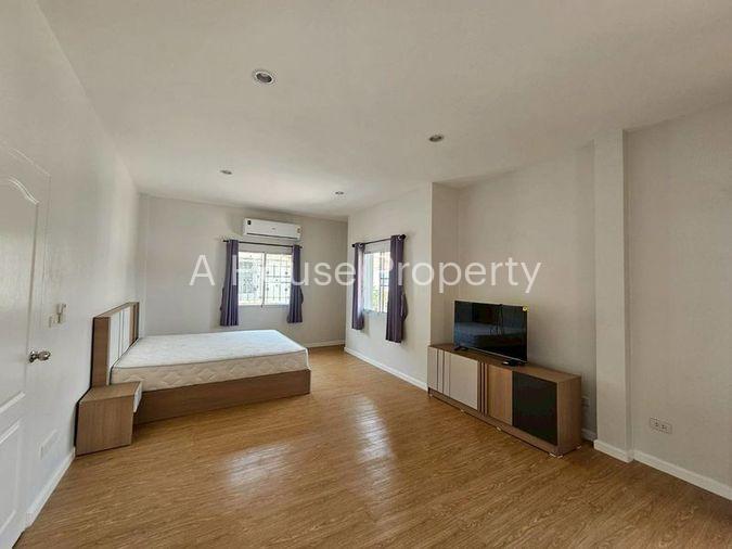 picture Selling a used detached house in the Baan Srinakarin project, Sriracha, Chonburi. - 14/16