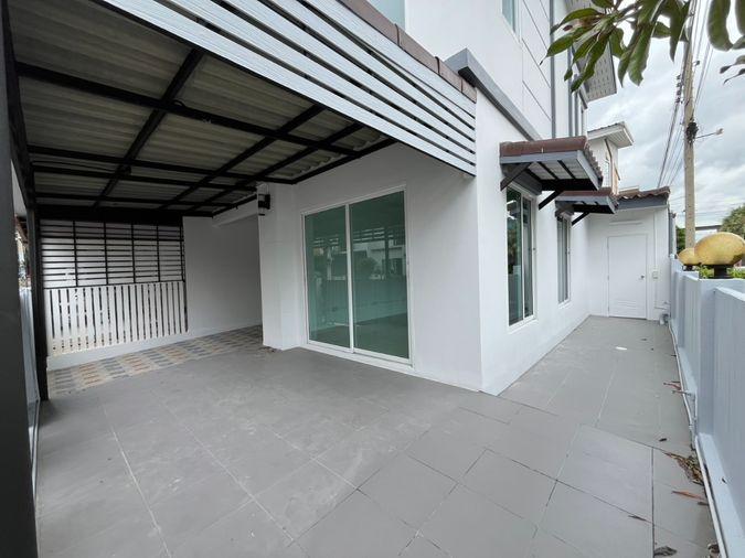 รูป ทาวน์เฮ้าส์ 2 ชั้น โครงการ เดอะโมดิช บางบัวทอง (หลังมุม) (Renovate)  ถนนลำโพ-วัดศรีเขตขันวนาราม ตำบลลำโพ บางบัวทอง นนทบุรี (ราคาถูก!  2,090,000 บาท ) - รูปที่ 22/36