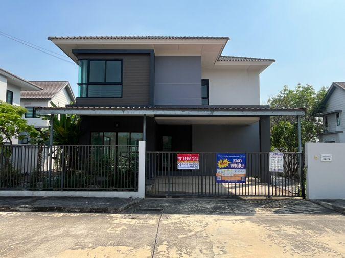 รูป บ้านเดี่ยว 2 ชั้น โครงการ วราบดินทร์ รังสิต-คลอง 3 ถนนชลมาร์คพิจารณ์ ต. ลาดสวาย อ.ลำลูกกา จ.ปทุมธานี (ราคา 3,780,000 บาท ) - รูปที่ 1/15