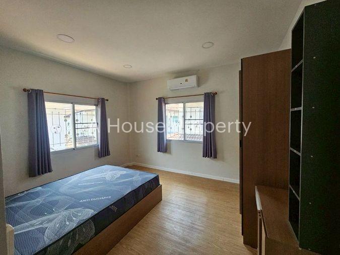 picture Selling a used detached house in the Baan Srinakarin project, Sriracha, Chonburi. - 9/16