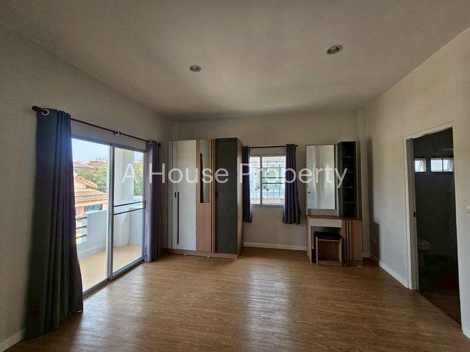 picture Selling a used detached house in the Baan Srinakarin project, Sriracha, Chonburi. - 15/16