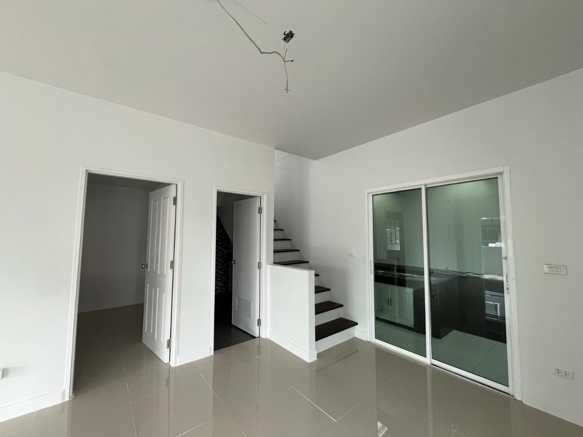 รูป ทาวน์เฮ้าส์ 2 ชั้น โครงการ เดอะโมดิช บางบัวทอง (หลังมุม) (Renovate)  ถนนลำโพ-วัดศรีเขตขันวนาราม ตำบลลำโพ บางบัวทอง นนทบุรี (ราคาถูก!  2,090,000 บาท ) - รูปที่ 19/36