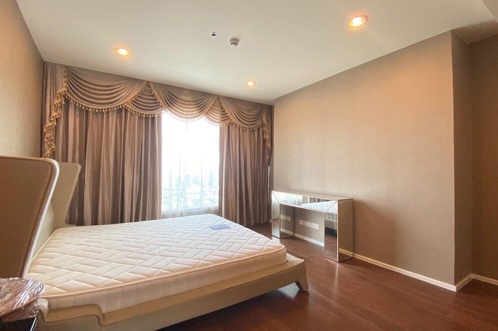 รูป ขาย -เช่า ! คอนโด Luxury Class, วิวแม่น้ำ, ชั้นสูง 37++ !!🔥 Code C20260200035..Menam Residence, 2 นอน, 2 น้ำ, แต่งครบ, พร้อมเข้าอยู่, ราคาพิเศษ! - รูปที่ 8/13