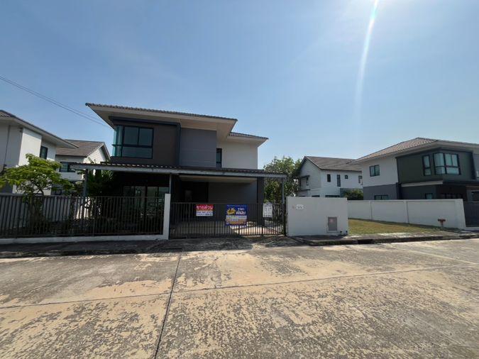 รูป บ้านเดี่ยว 2 ชั้น โครงการ วราบดินทร์ รังสิต-คลอง 3 ถนนชลมาร์คพิจารณ์ ต. ลาดสวาย อ.ลำลูกกา จ.ปทุมธานี (ราคา 3,780,000 บาท ) - รูปที่ 14/15
