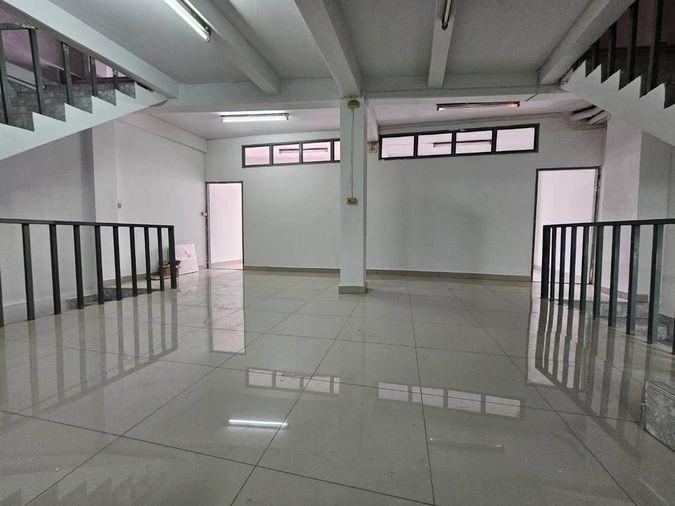 รูป ตึกแถว อาคารพาณิชย์ ซอยเจริญราษฎร์ 5 บางโคล่ บางคอแหลม - รูปที่ 4/11