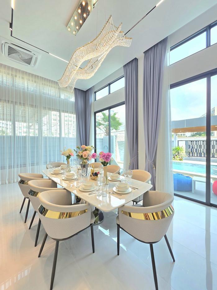 picture 4 Bedroom Pool View Villa for Sale Jomtien Pattaya - 8/21