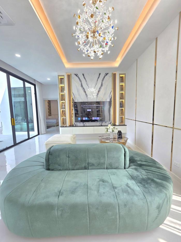 picture 4 Bedroom Pool View Villa for Sale Jomtien Pattaya - 5/21