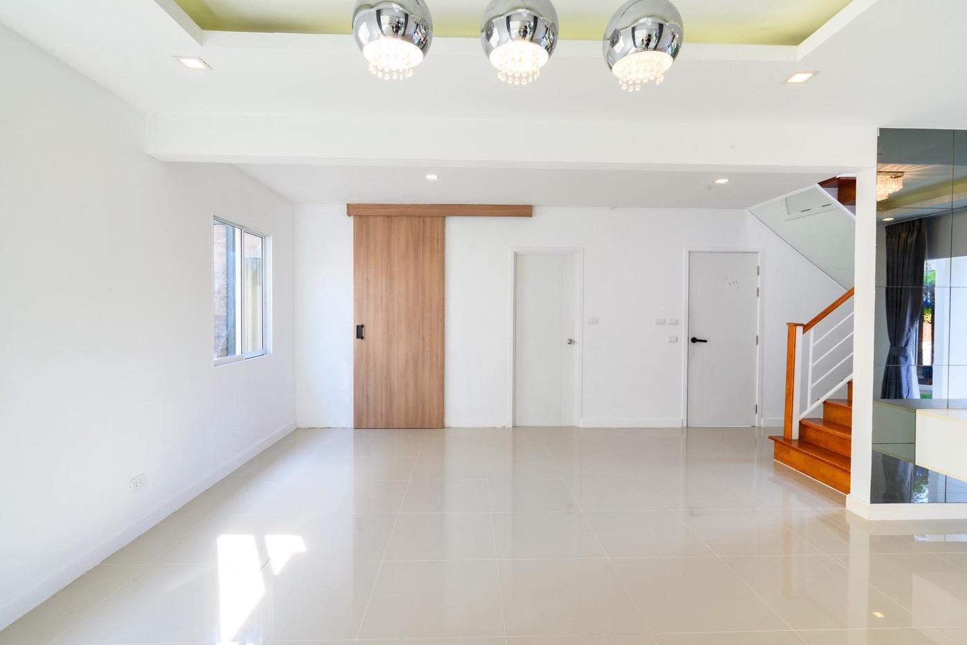 picture 2 Storey House 2 Bedroom Chaiyaphruek 2 Jomtien - 11/17