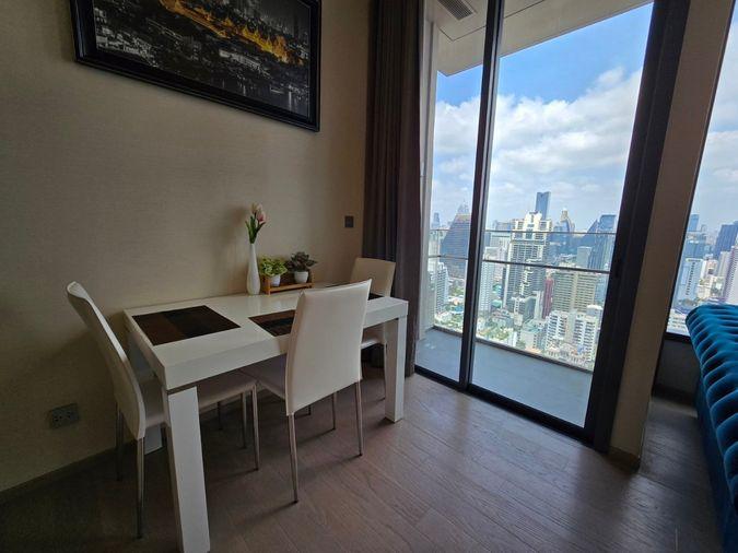 รูป ✨ The ESSE Asoke ชั้น 36! 2 นอน วิวเมือง 🏙️ หรูหราใจกลางอโศก ใกล้ BTS ✨ เพียง 68,000 บาท/เดือน! ห้ามพลาด! 💖 (DSG457) - รูปที่ 4/10