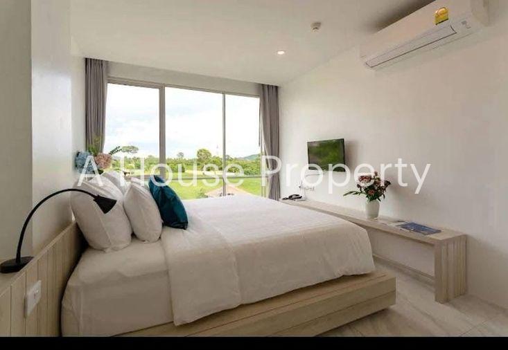 picture Beachfront hotel for sale in Sattahip, Chonburi. A prime location. - 5/11