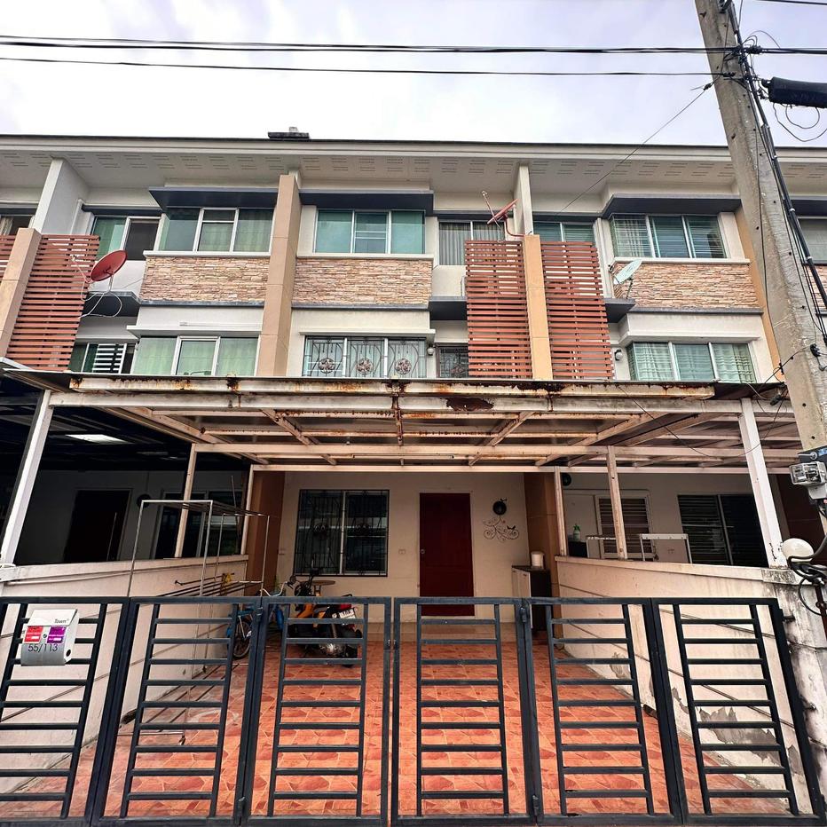 รูป 🔥 ขายด่วน! ทาวน์โฮม 3 ชั้น ทาวน์พลัส เกษตร-นวมินทร์ (Town Plus) ขายพร้อมผู้เช่า รับรายได้ 22,000 บ./เดือน ทันที | 5.2 ล้านบาท 🚗 - รูปที่ 1/19