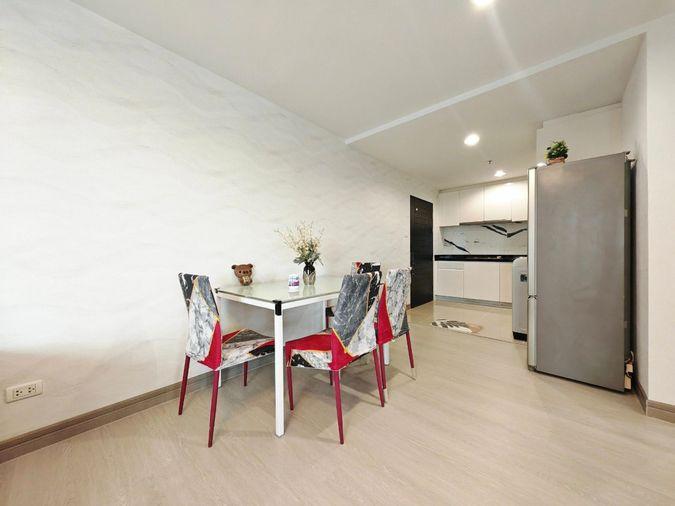 รูป ✨ ให้เช่า Villa Asoke 🏢 คอนโดหรู ใจกลางอโศก! 🏙️ 2 นอน วิวสวย ทำเลดี ใกล้ BTS แค่เอื้อม! เฟอร์ครบพร้อมอยู่! 🔑 (DSP474) - รูปที่ 3/14
