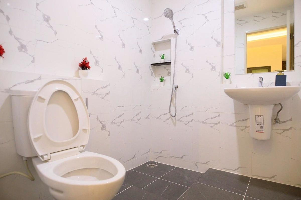 รูป ✨ Ultra Townhome 2.5 ชั้น หลังมุมมีสวน! สภาพใหม่กริ๊บ 5 นาทีถึง Mega Bangna Pleno สุขุมวิท-บางนา 4 | แต่งครบ Fully Furnished | 6.99 ล้าน 🏡 - รูปที่ 23/29