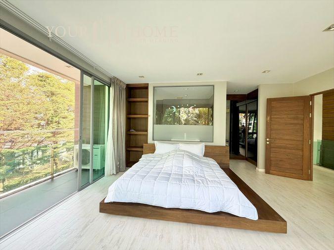 picture Turn Your Home into a Seaside Retreat - Luxury Beachfront House with Private Pool – Bangsaen - 20/35
