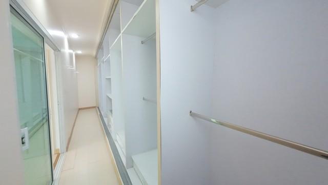 picture Beautiful corner house for sale in Chaengwattana. Ready to move in. - 22/31